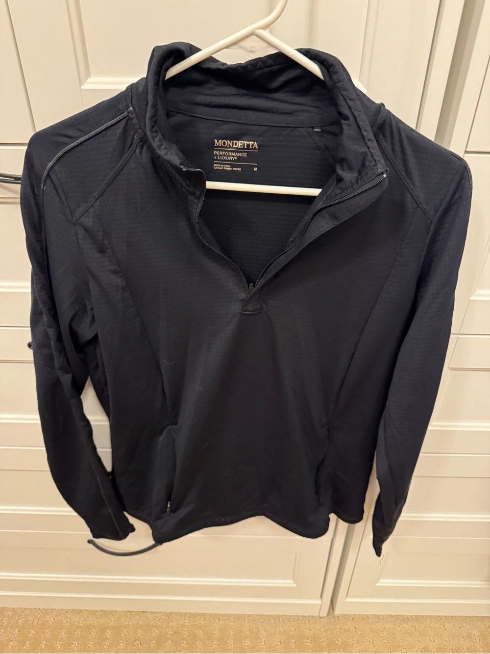 Mondetta Men’s Black Quarter-Zip Performance Pullover-size small